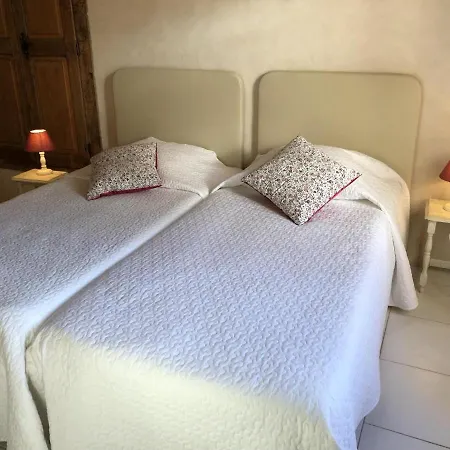 펜션 La Maison Mirebeau