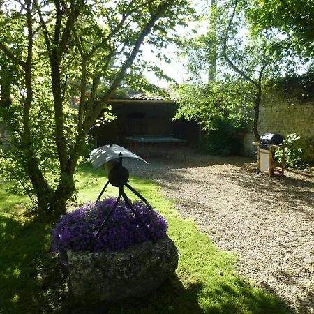 La Maison 펜션 Mirebeau